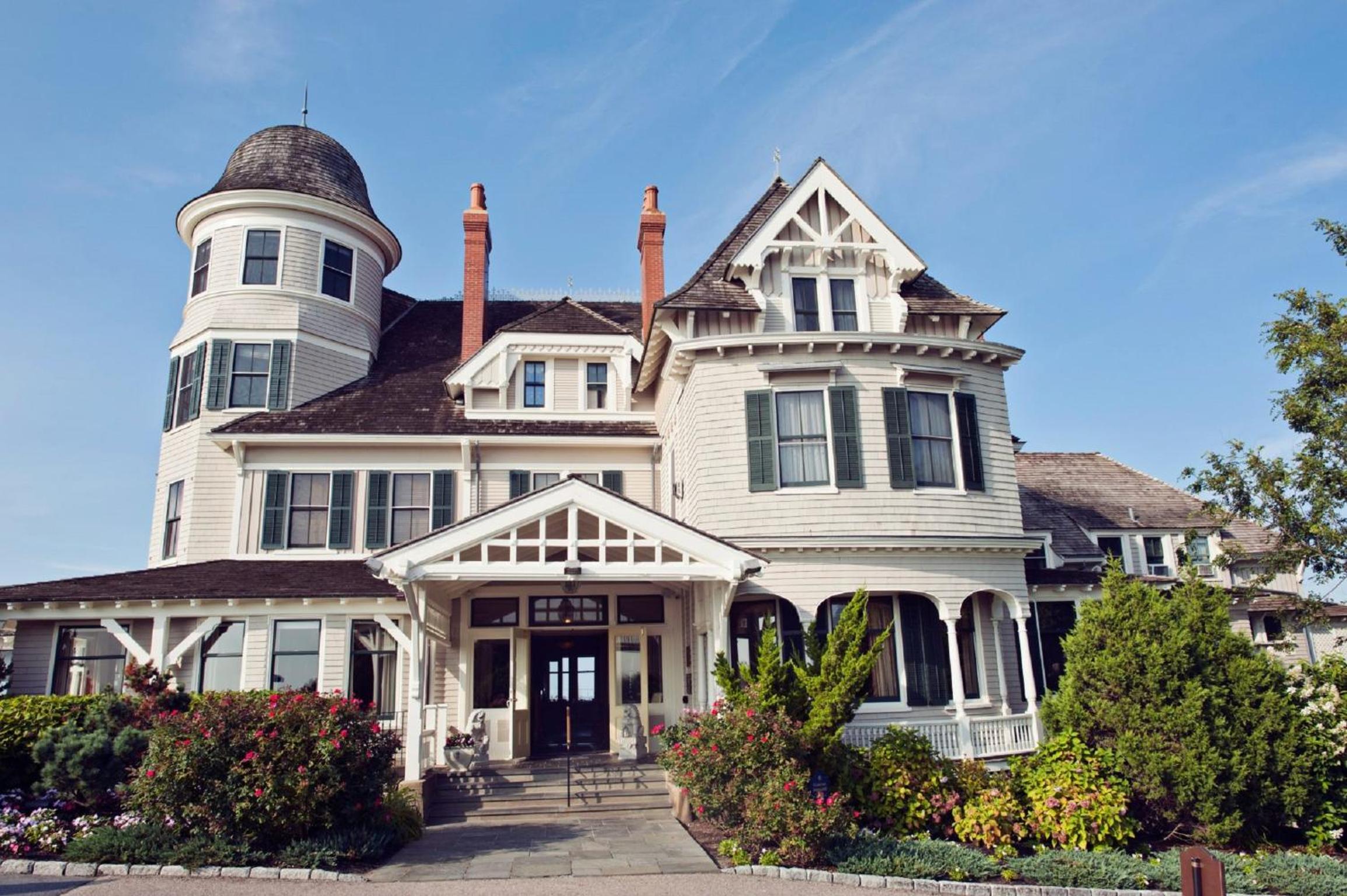 Newport wellness stays