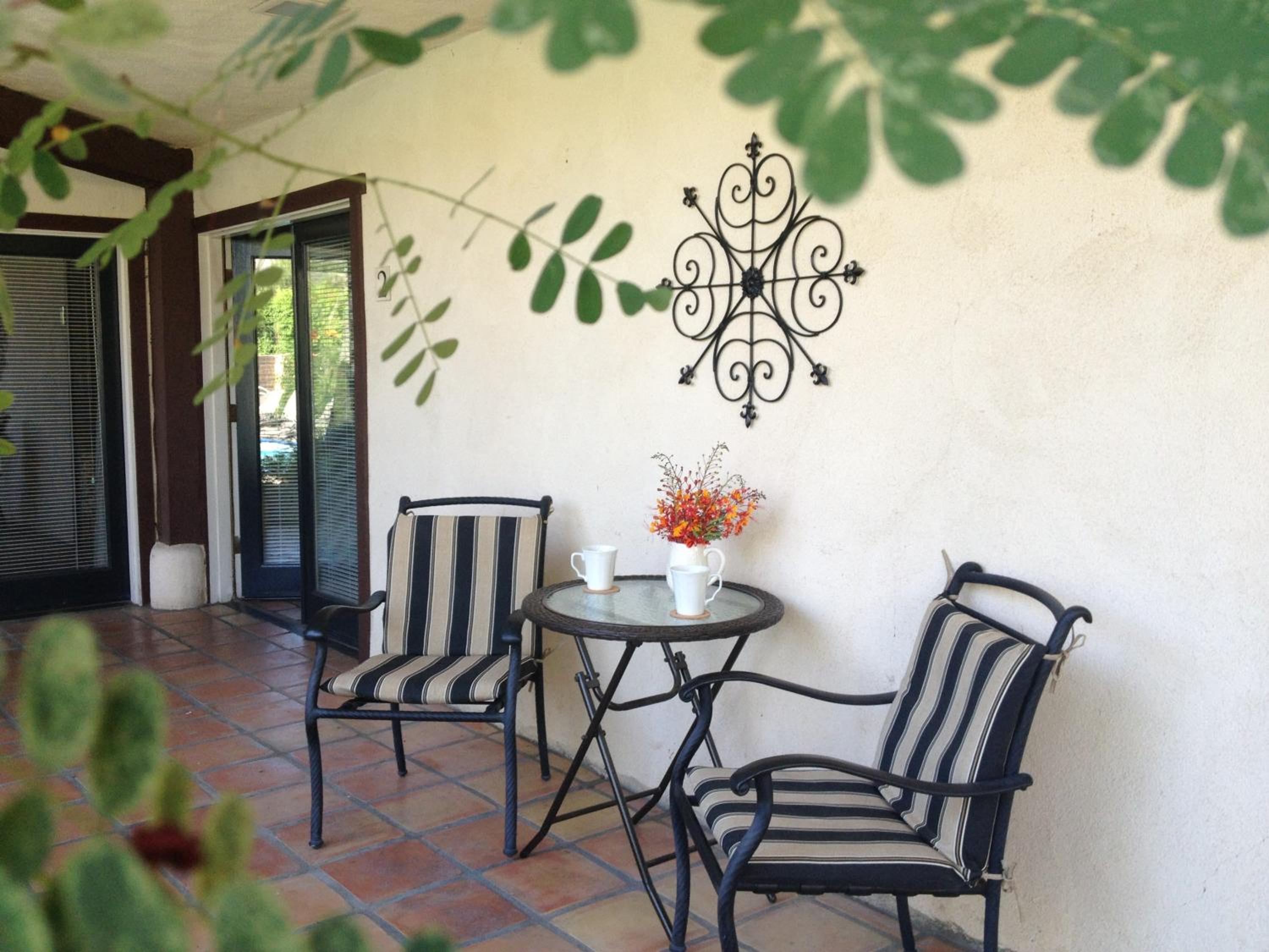 Palm Springs wellness stays