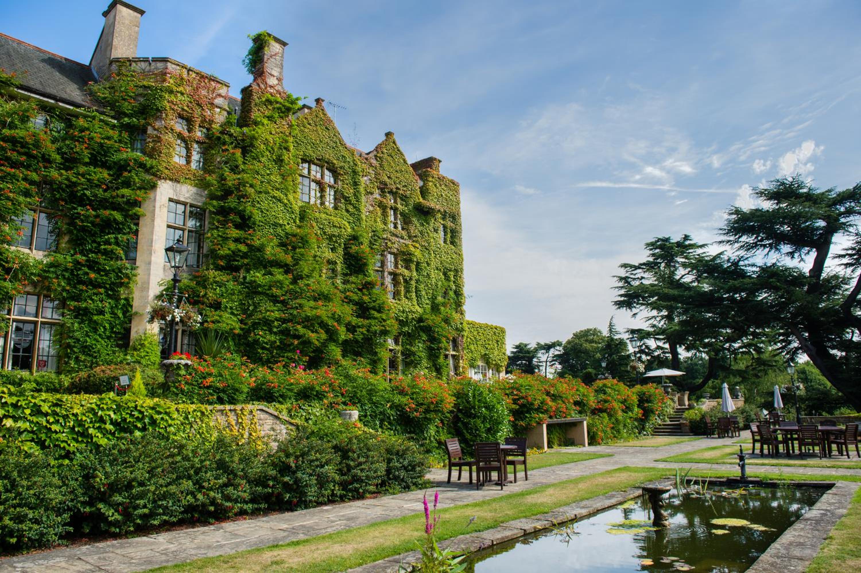 Bagshot wellness stays