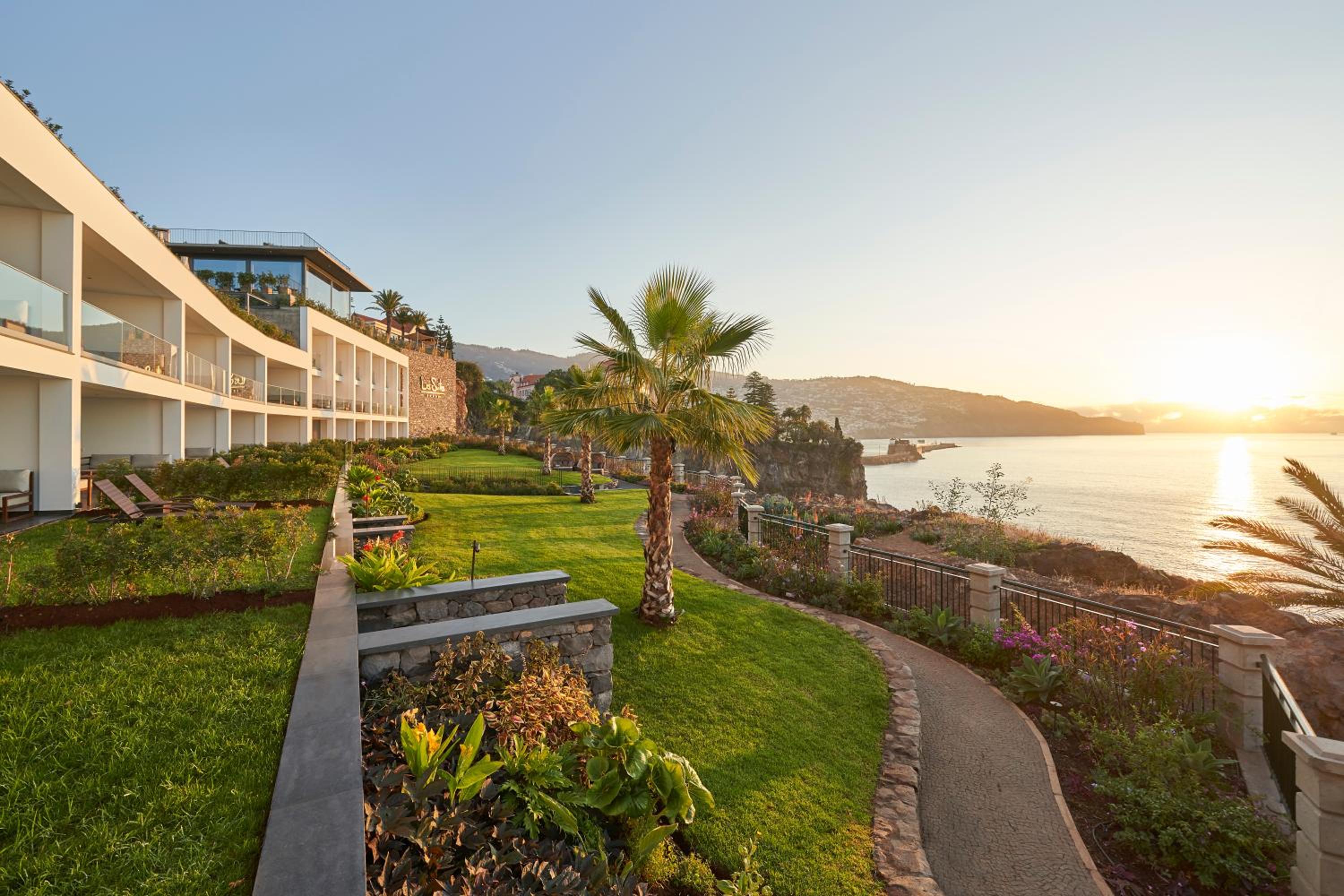 Les Suites at The Cliff Bay - PortoBay