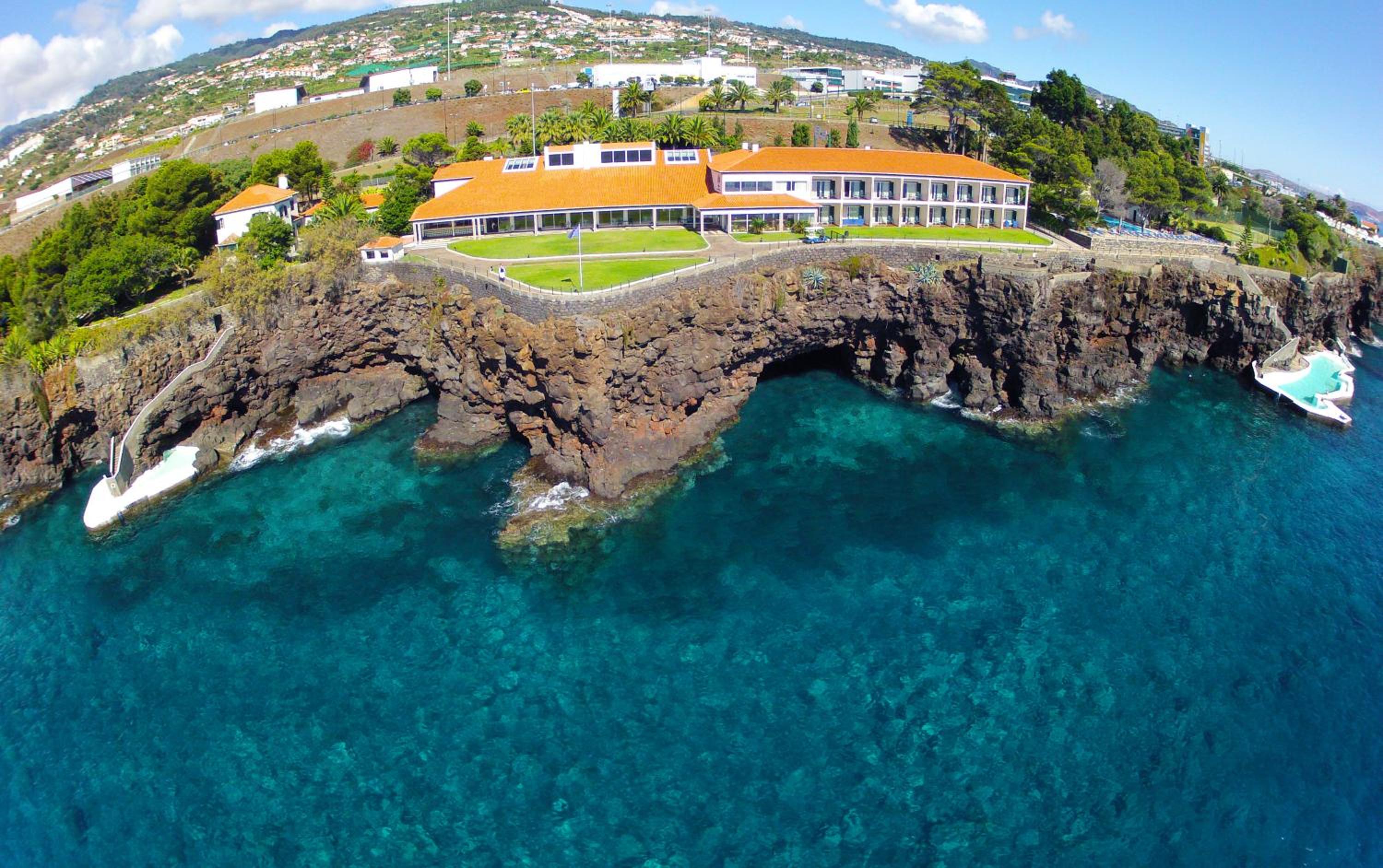 Albatroz Beach & Yacht Club