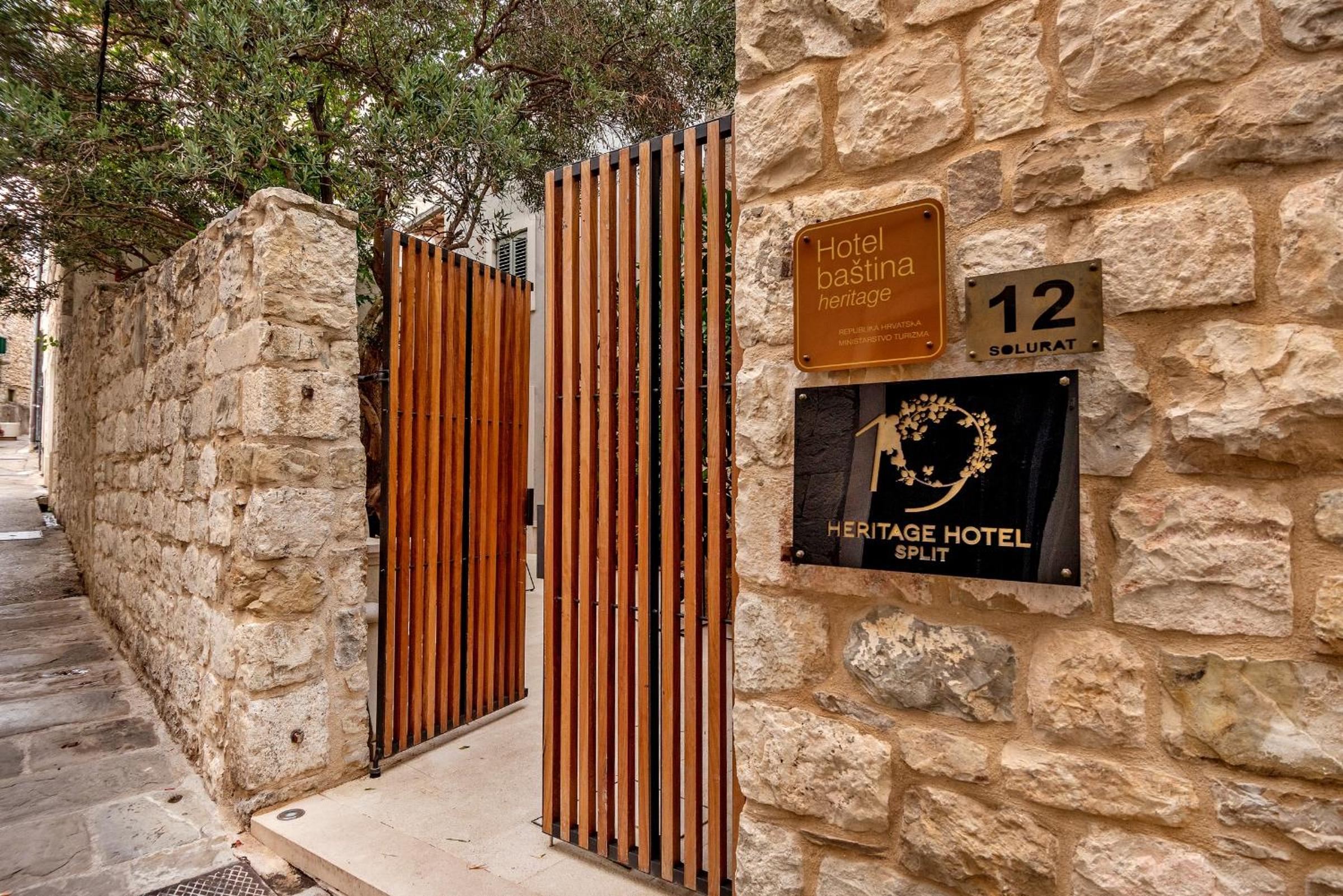 Heritage Hotel 19