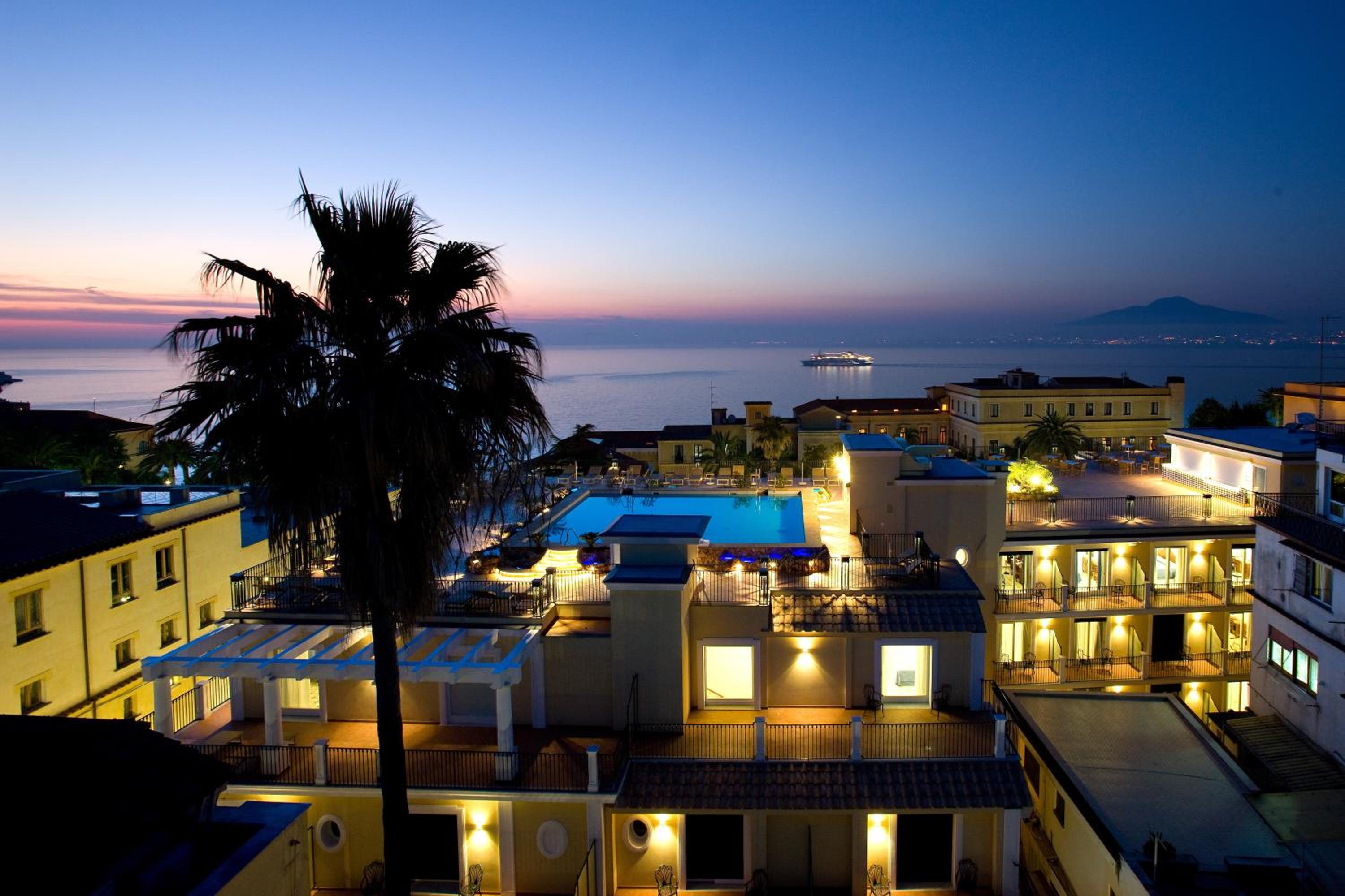 Amalfi Coast wellness stays