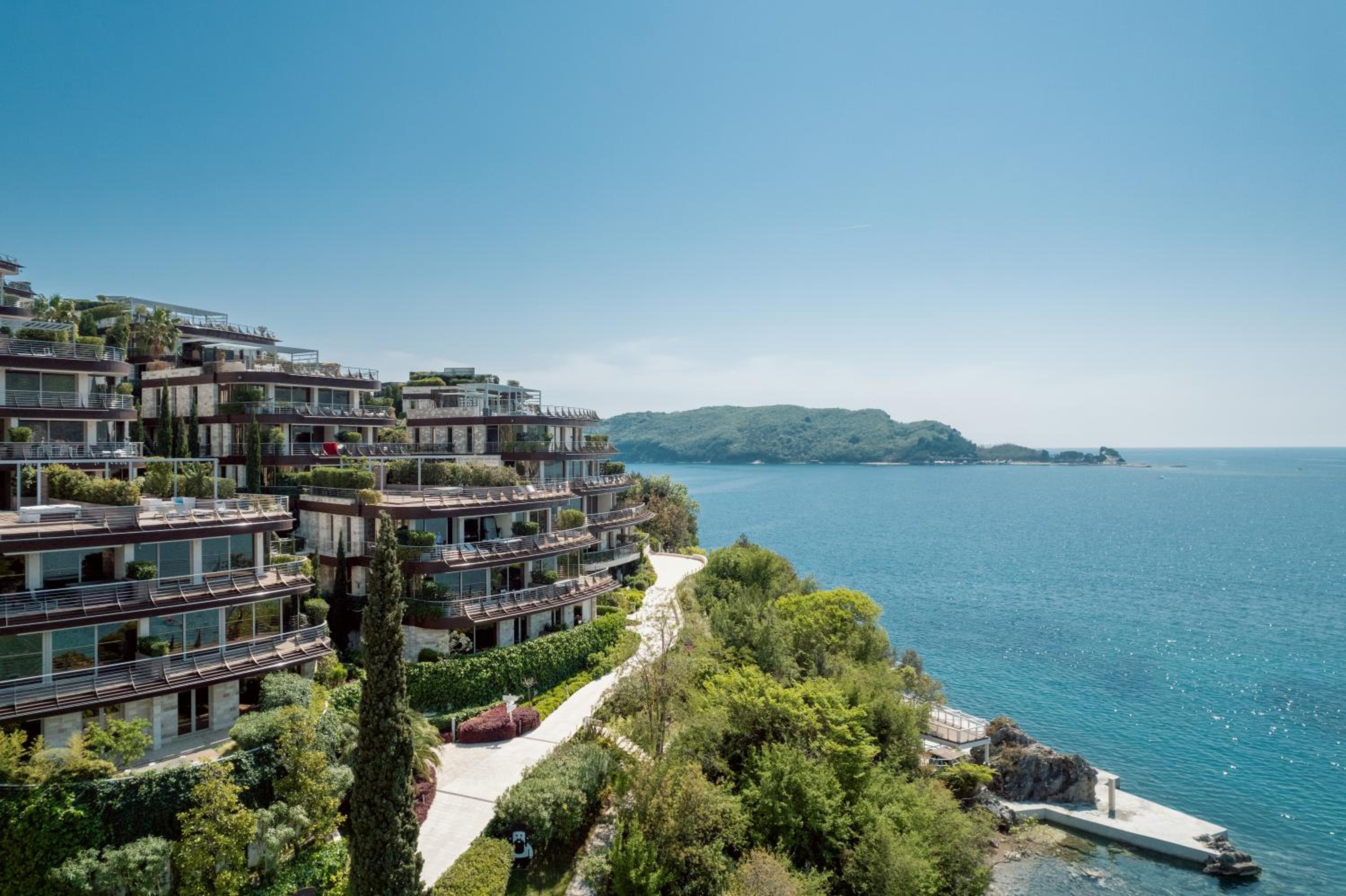 Dukley Hotel & Resort