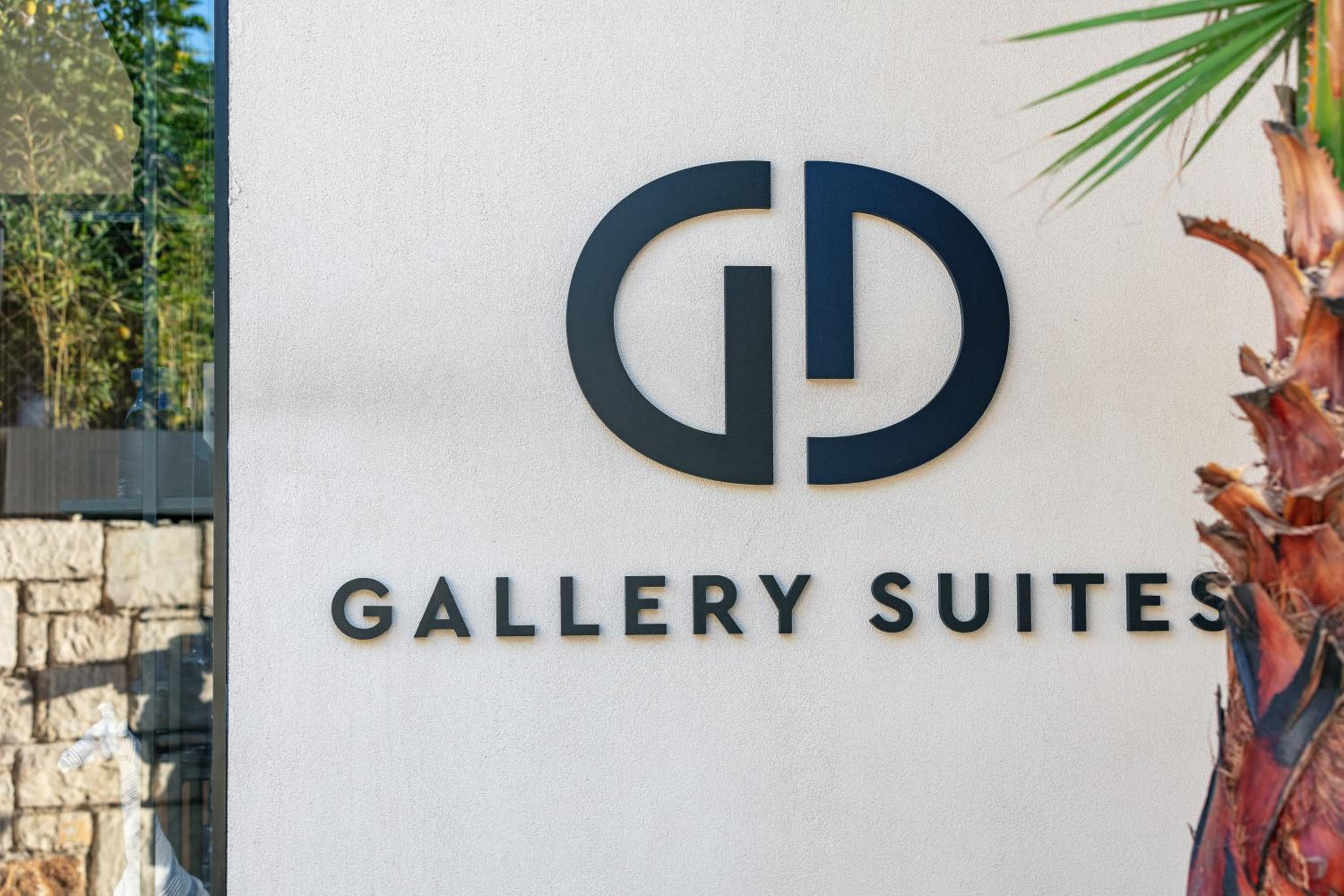 Chapter 02 Gallery Suites, Crete
