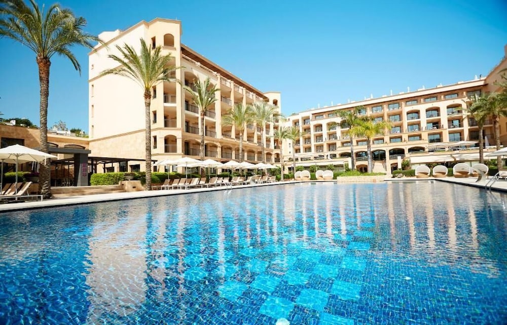 Ibiza wellness stays
