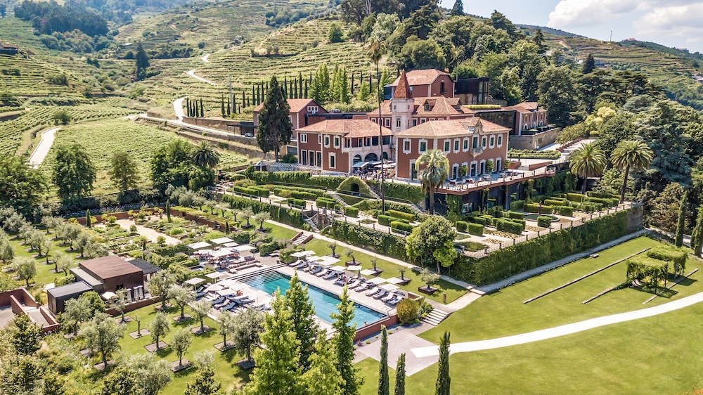 Douro Valley wellness stays
