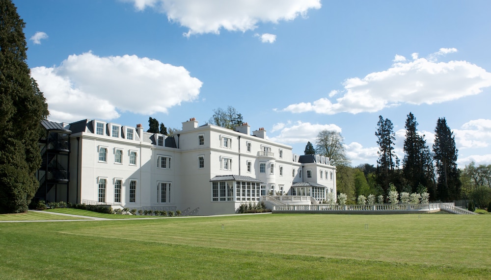 Surrey Hills wellness stays